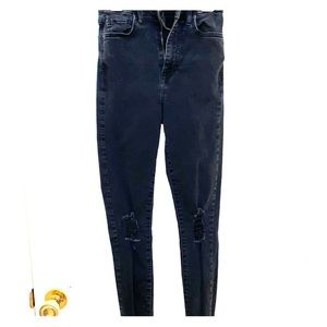 Forever 21 Black Distressed Skinny Jeans size 24